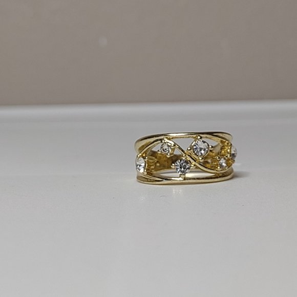 Cute Gold Tone Ring Size 6.5 - Picture 6 of 11